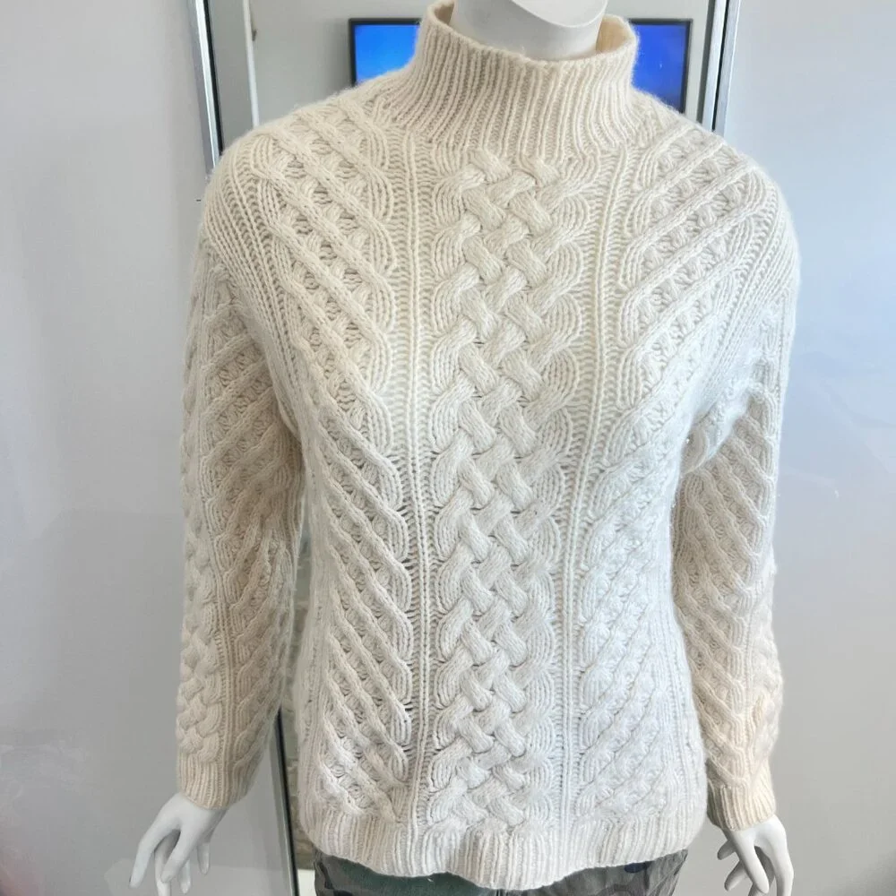 Pure Cashmere Fisherman's Cable Knit Sweater SZ L - Picture 2 of 16